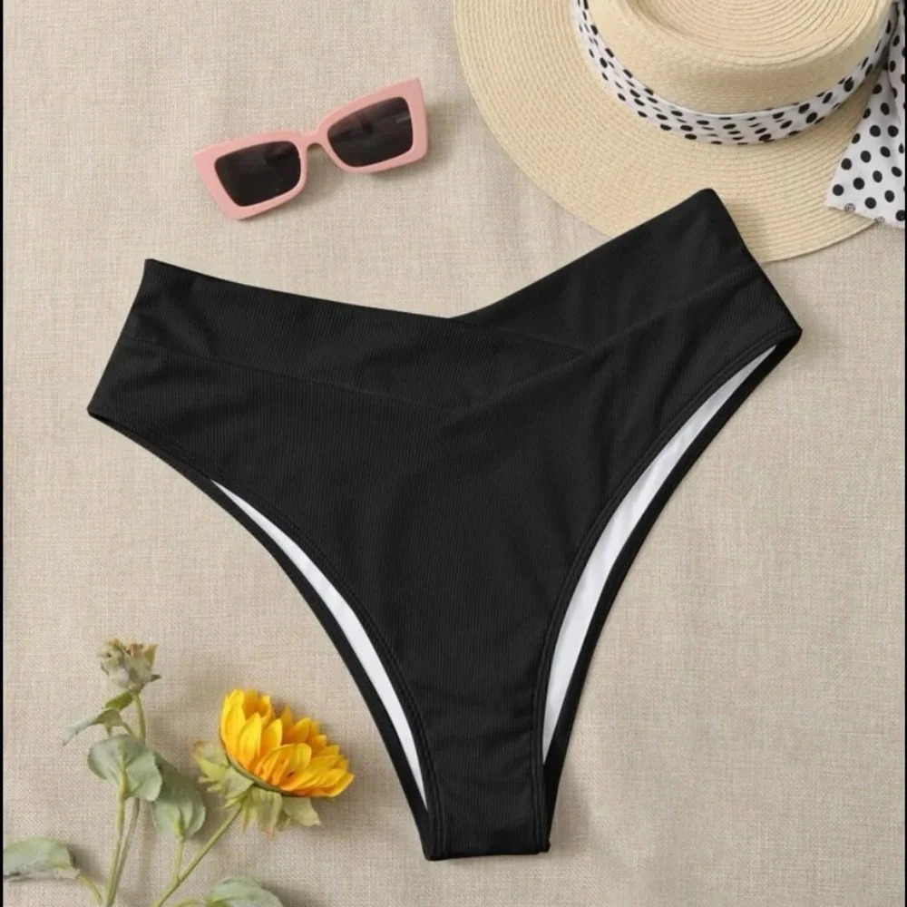 3 for $10 🛍️ Shein Plus Overlap Black Ribbed Cheeky Bikini Bottoms Plus Size